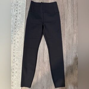 Vuori Black Leggings for Active Comfort